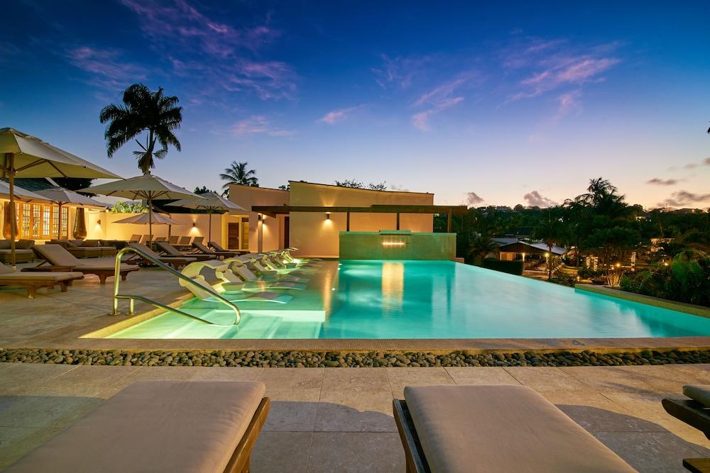 Calabash Luxury Boutique Hotel
