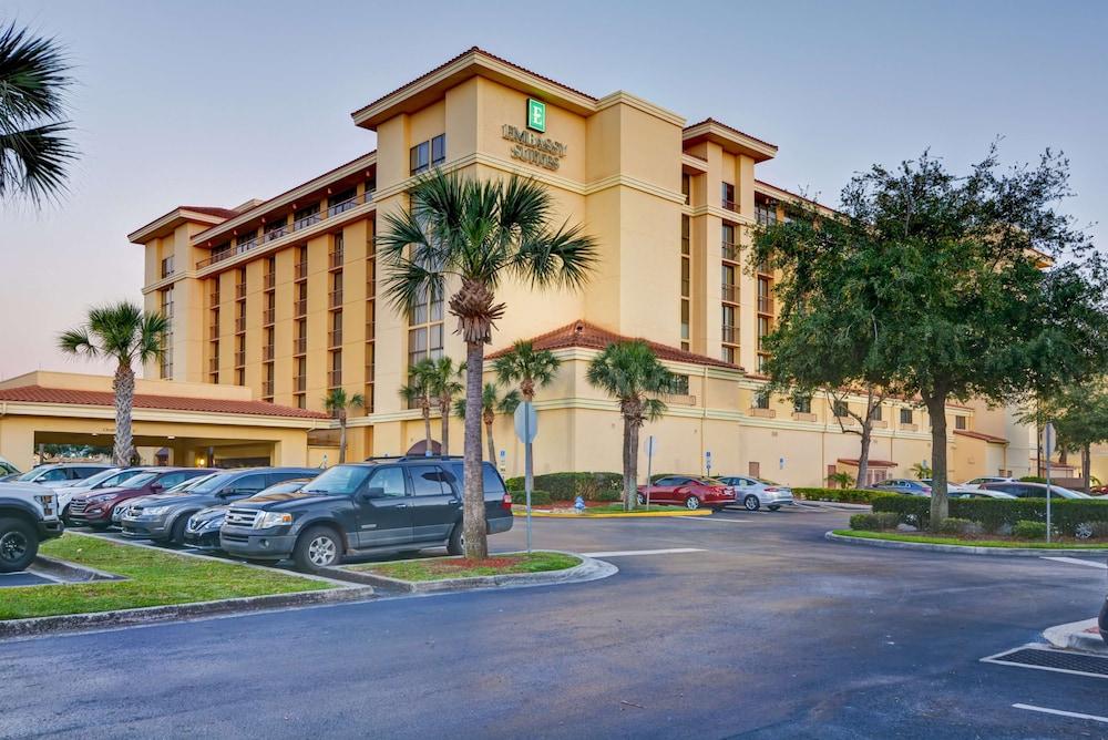 Embassy Suites by Hilton Orlando North — 4