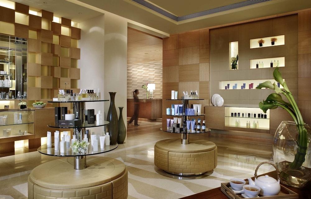 Four Seasons Hotel Macao — 8