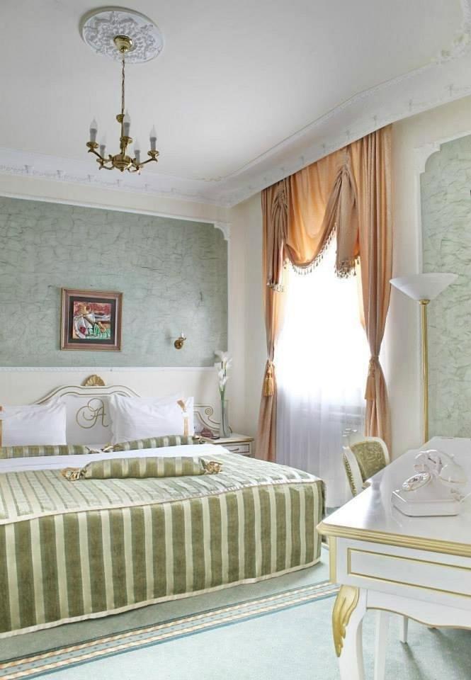 QUEEN'S ASTORIA DESIGN HOTEL — 5