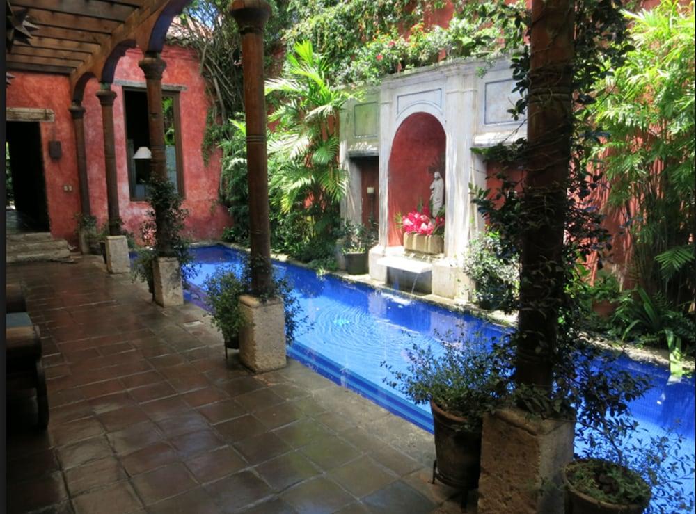 Hotel Posada del Angel 1123858 — 2