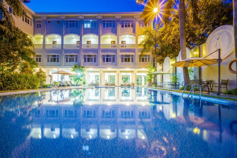 Eden Plaza Danang — 2