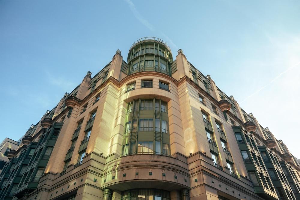 Radisson Collection Hotel, Grand Place Brussels — 3