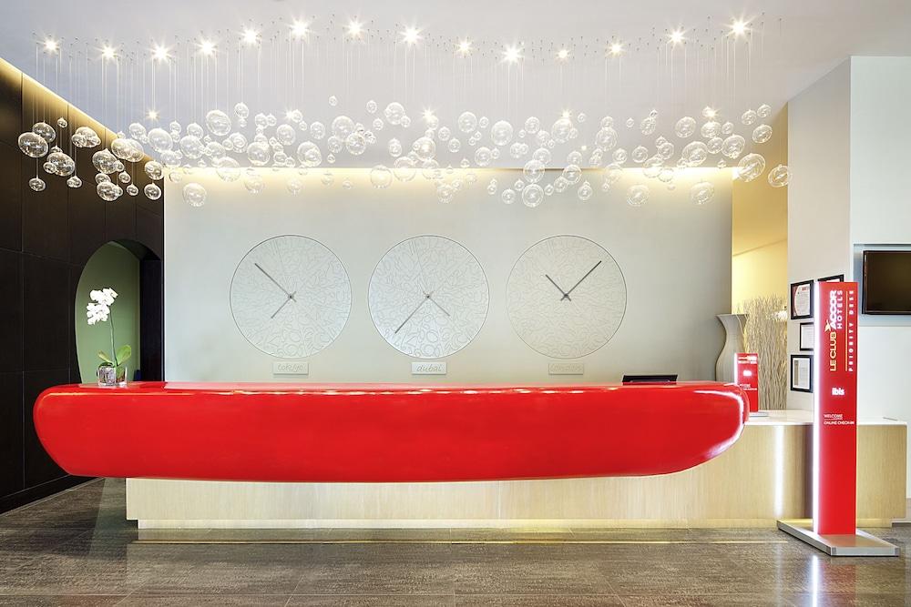 Ibis Mall Avenue Dubai — 4