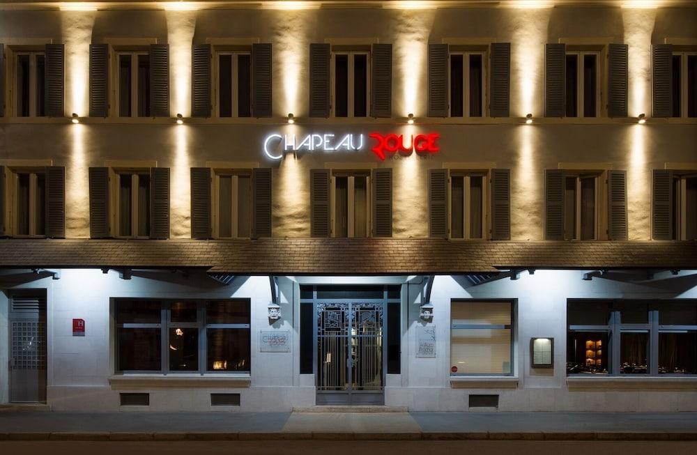 HOSTELLERIE DU CHAPEAU ROUGE