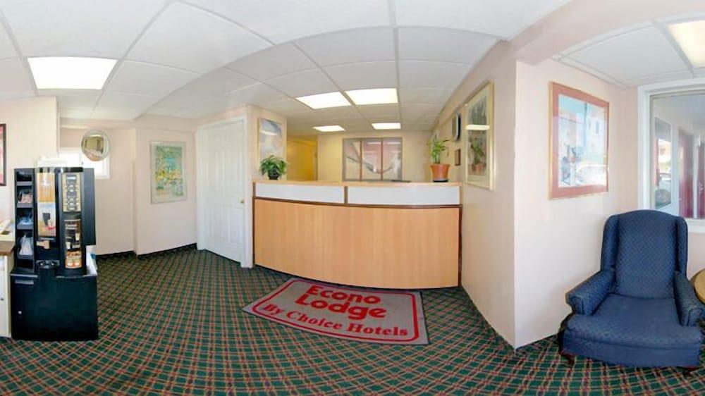 Econo Lodge Franklin - Springboro — 6