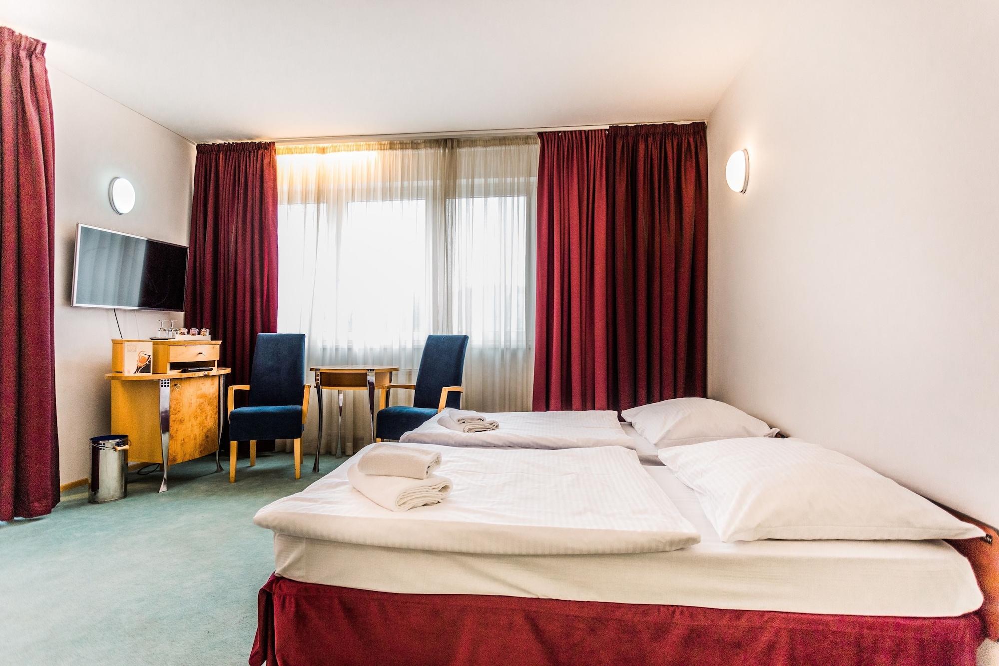 Hotel SET Bratislava 1083818 — 8