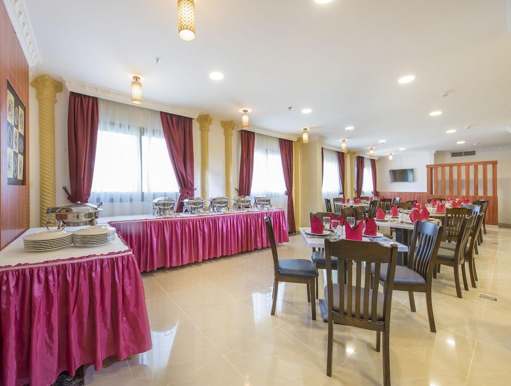 Royal Tulip Hotel — 9