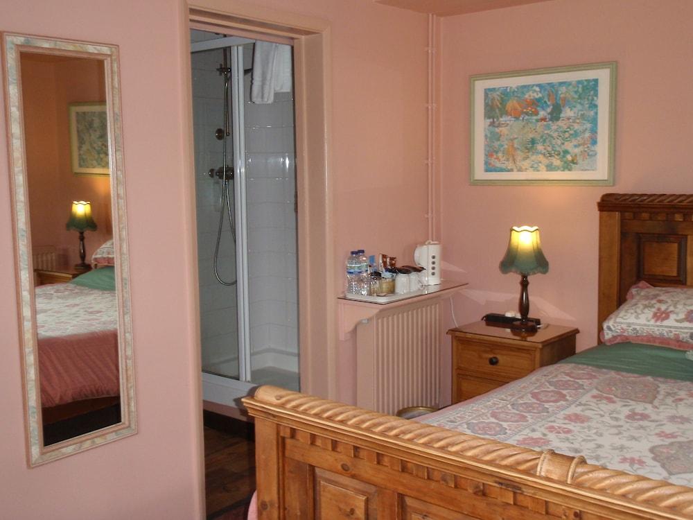 Brambles B&amp;B — 8