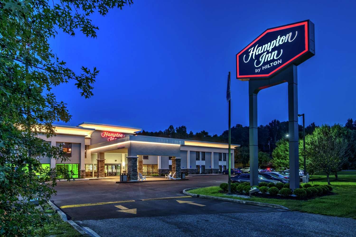 Hampton Inn Ashland — 2