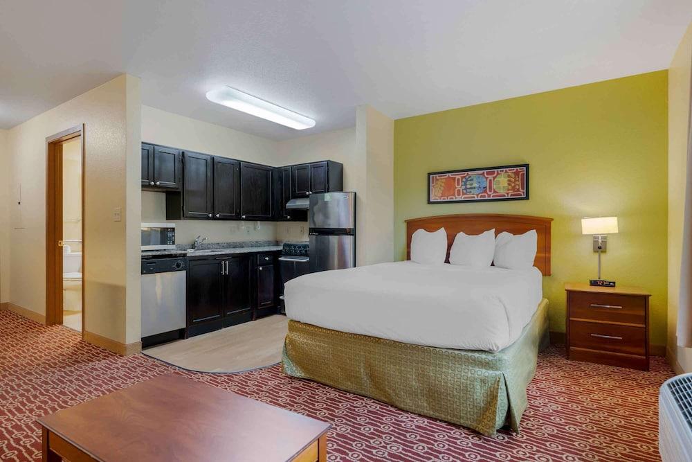TownePlace Suites Richmond — 10
