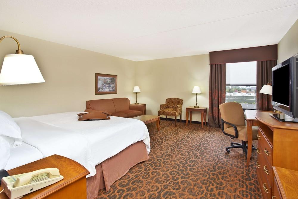 Hampton Inn Anderson, IN — 4