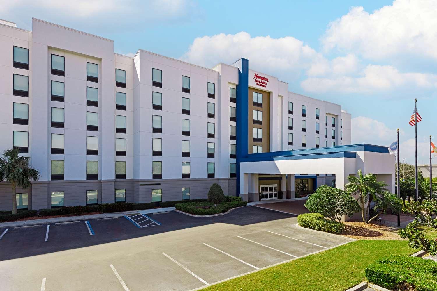 Hampton Inn and Suites Clearwater/St. Petersburg-Ulmerton Road — 3