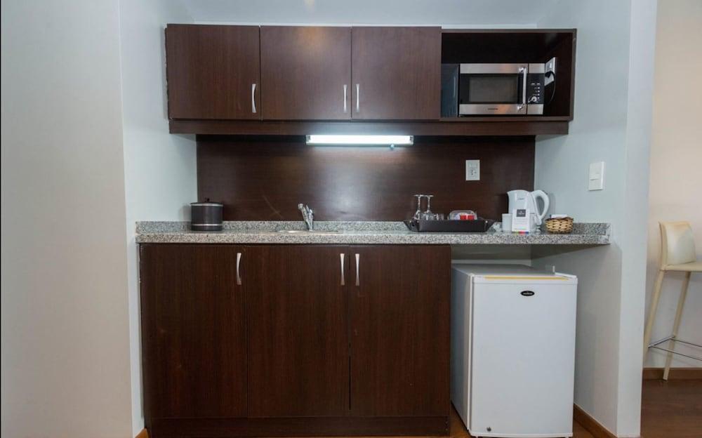 Regency Park Hotel — 3