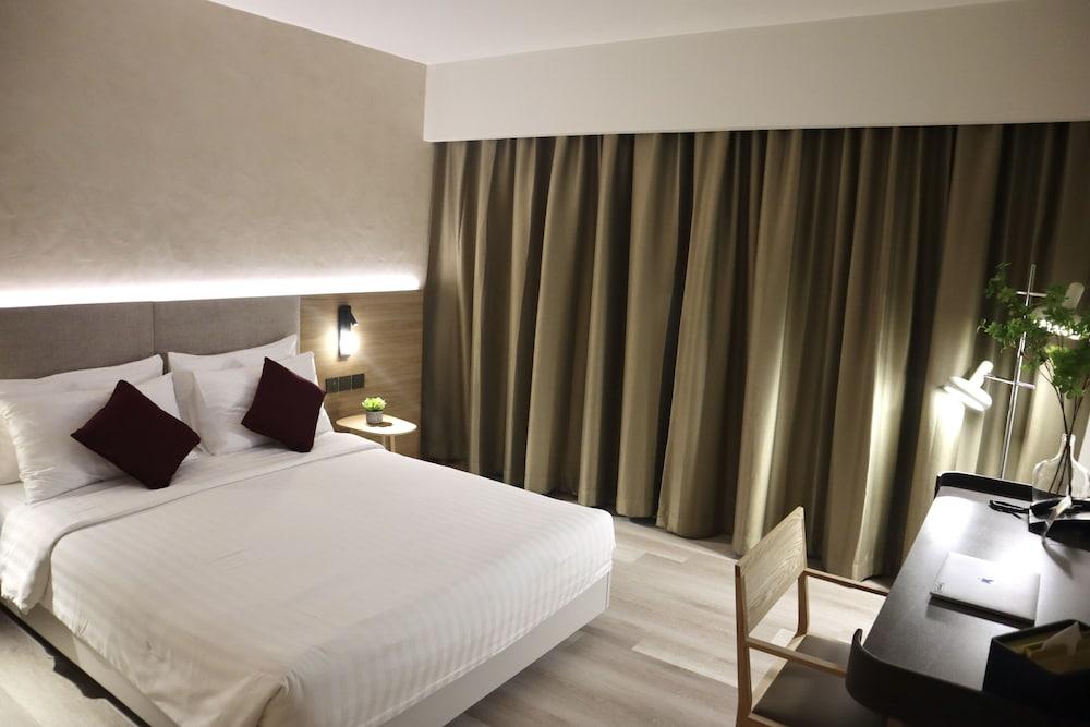 BRUNEI HOTEL(MB) — 8