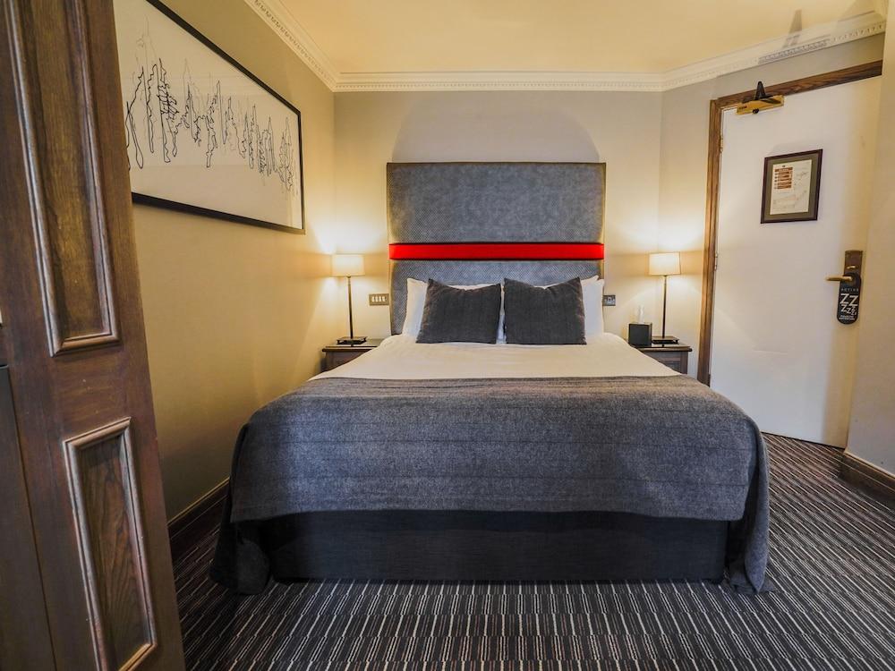 Villiers Hotel Buckingham — 7