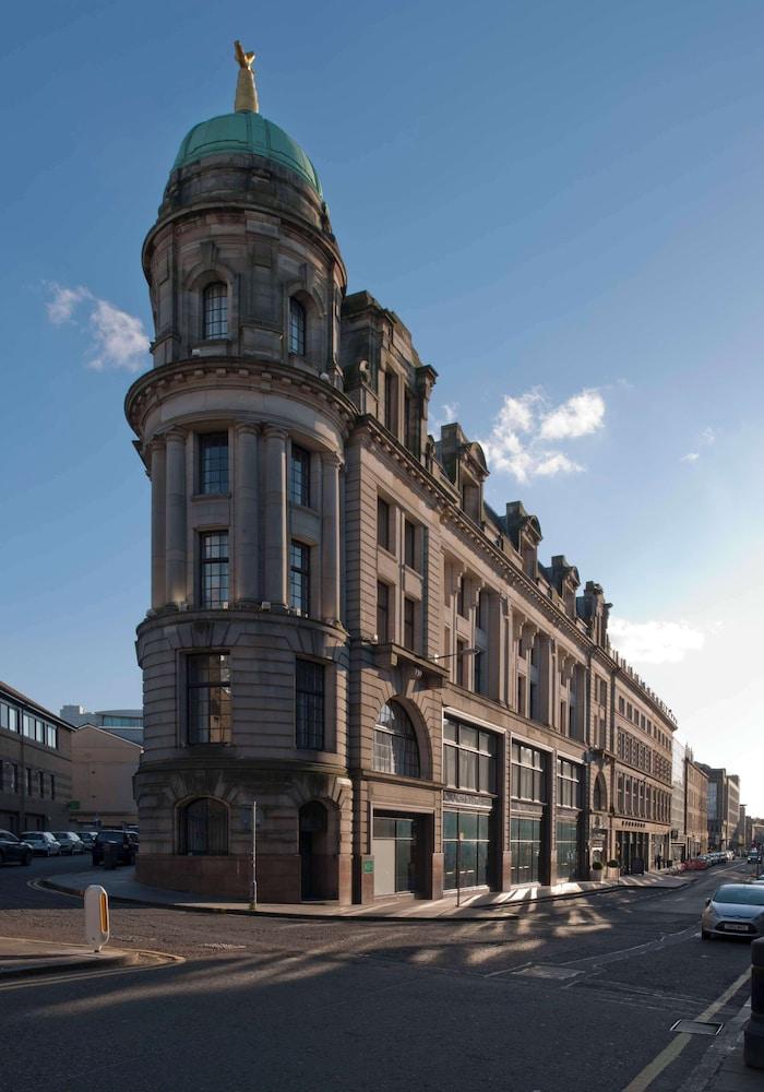 Doubletree By Hilton Edinburgh City Centre — 5