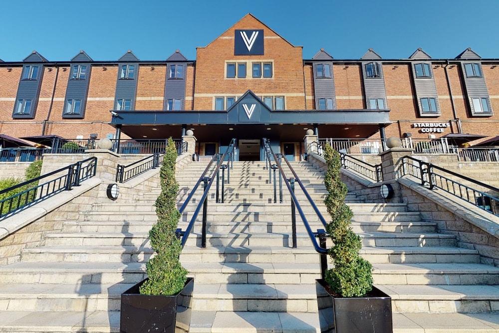 Village Urban Resort Manchester Bury