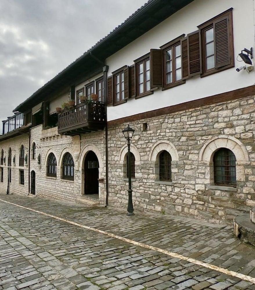 HOTEL MANGALEMI 997275 — 9