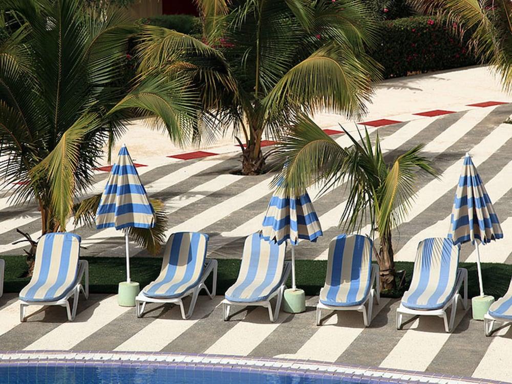 Hotel Les Amaryllis Saly