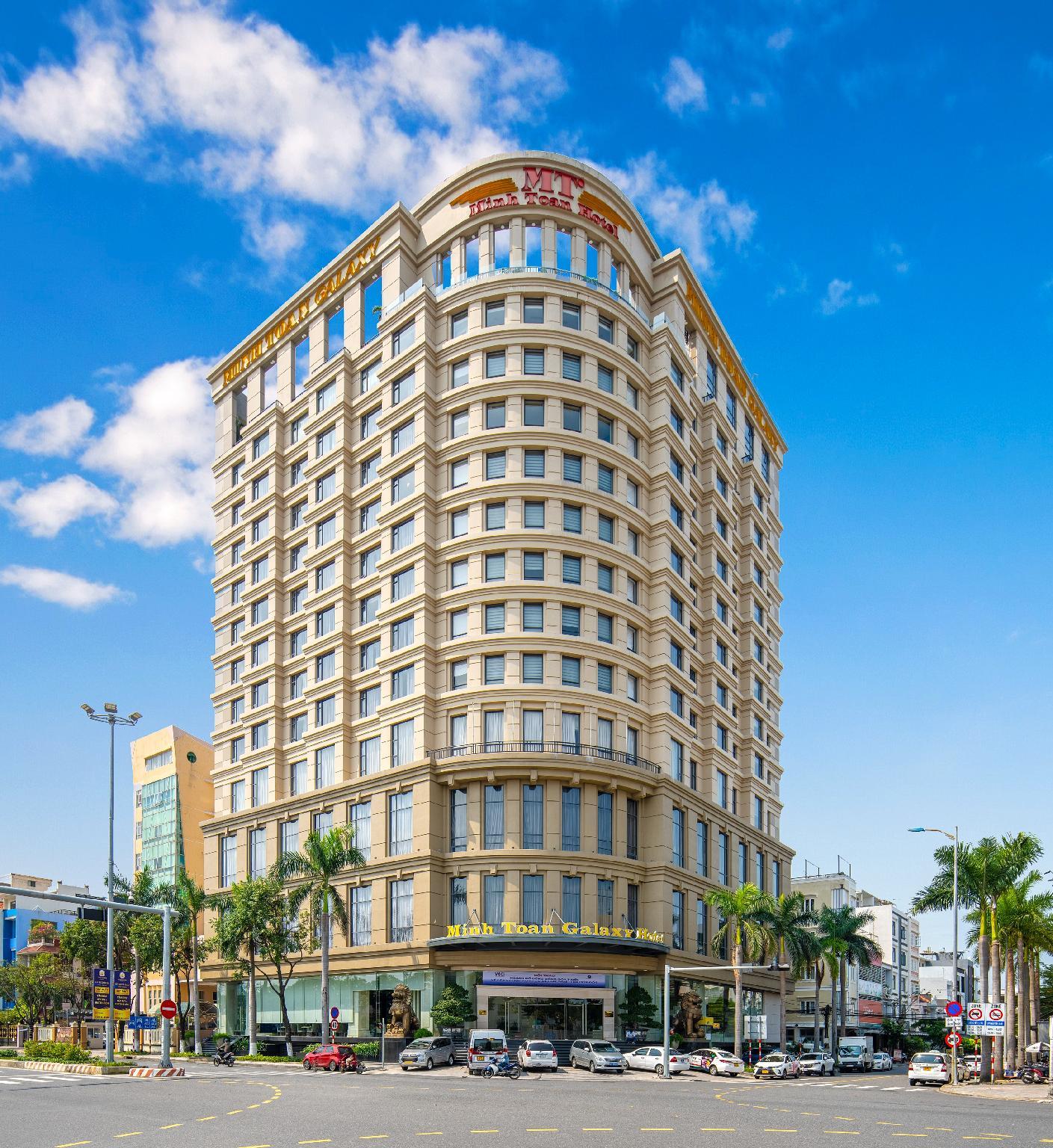 Minh Toan Galaxy Hotel — 2