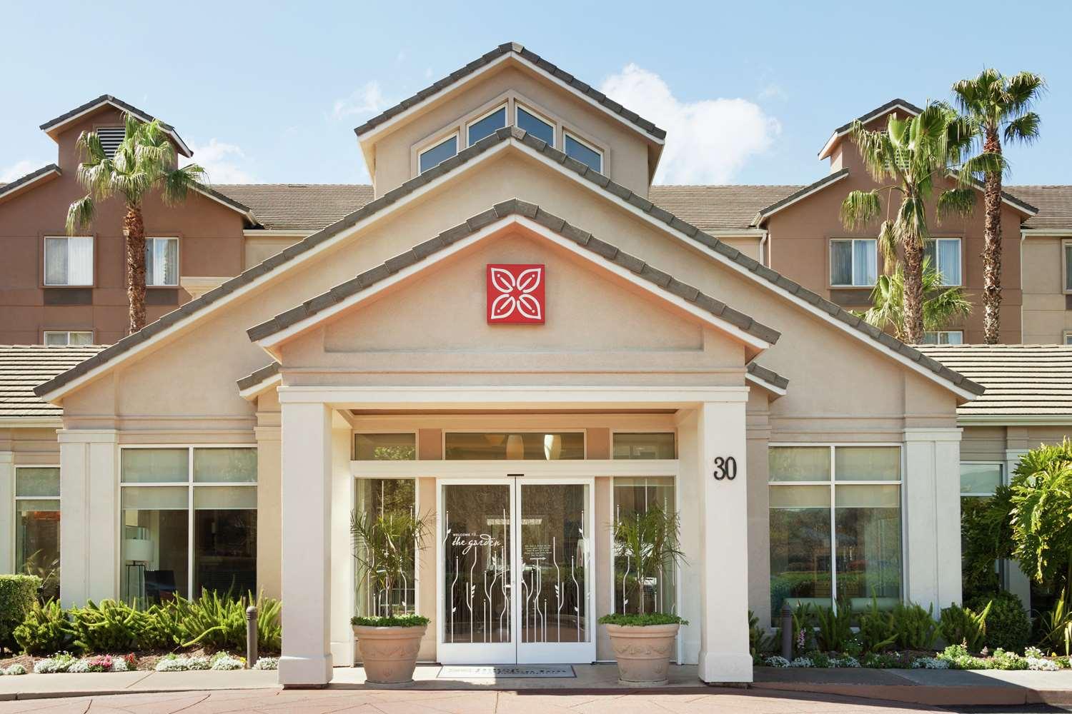 Hilton Garden Inn Gilroy — 2