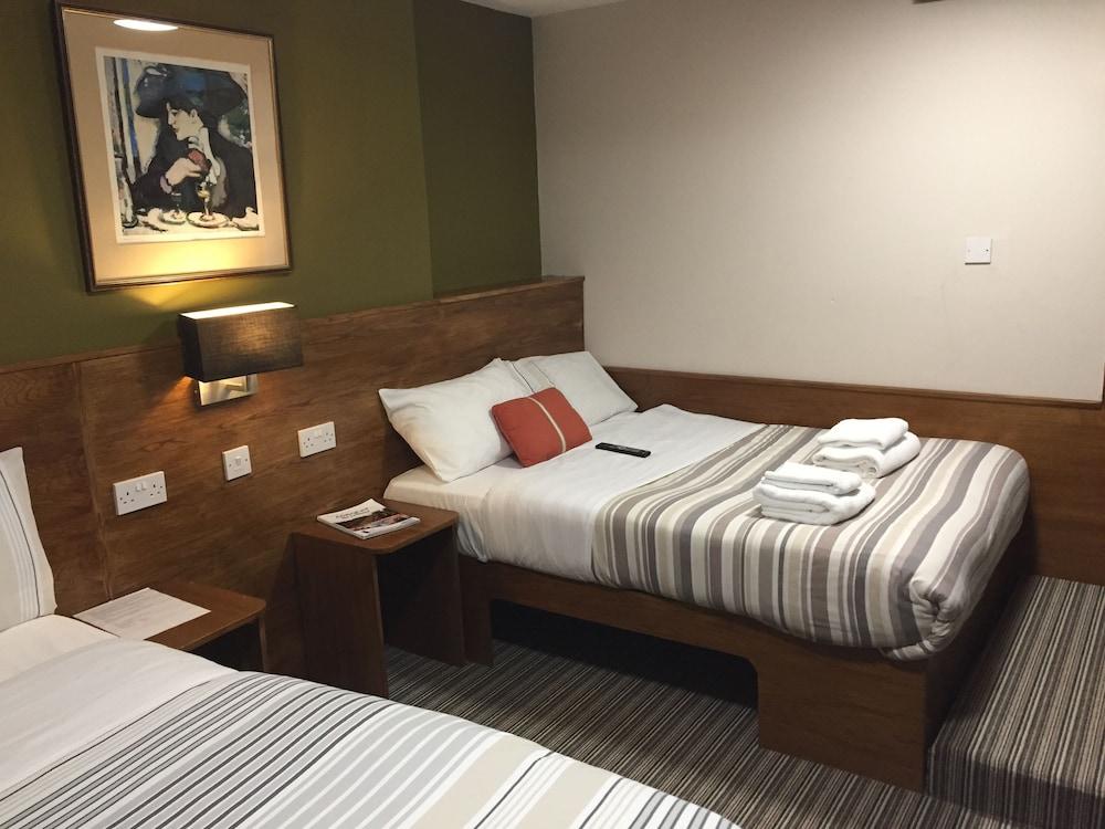 Leith House Hotel — 6