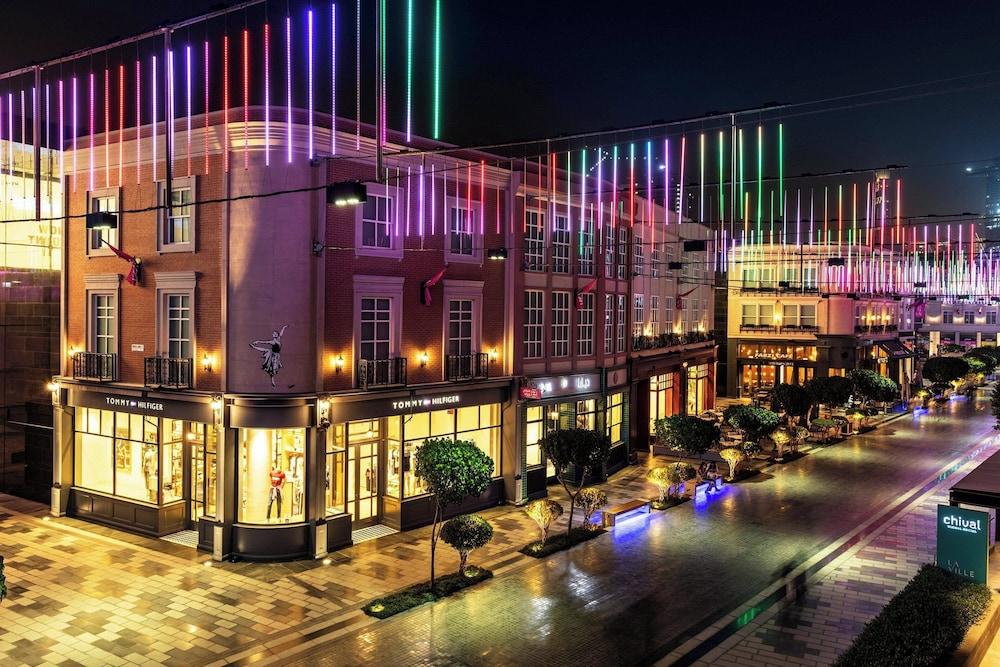 LA VILLE HOTEL AND SUITES CITY WALK DUBAI AUTOGRAPH COLLECTION — 2