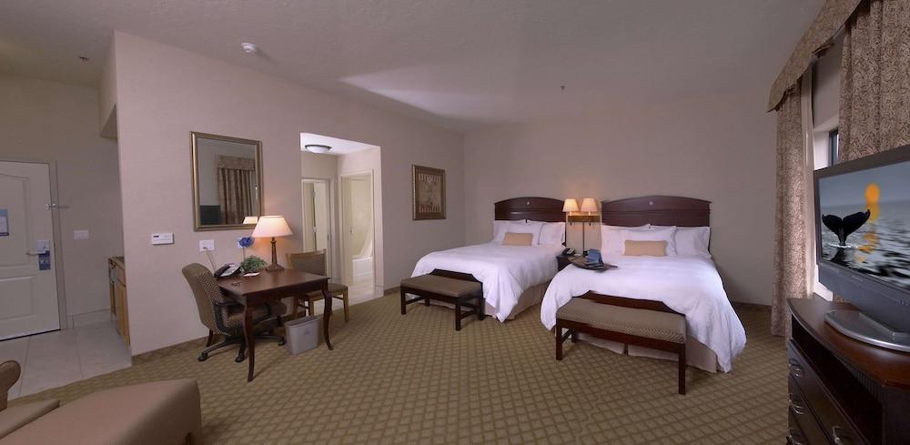 Hampton Inn & Suites Farmington, NM — 8