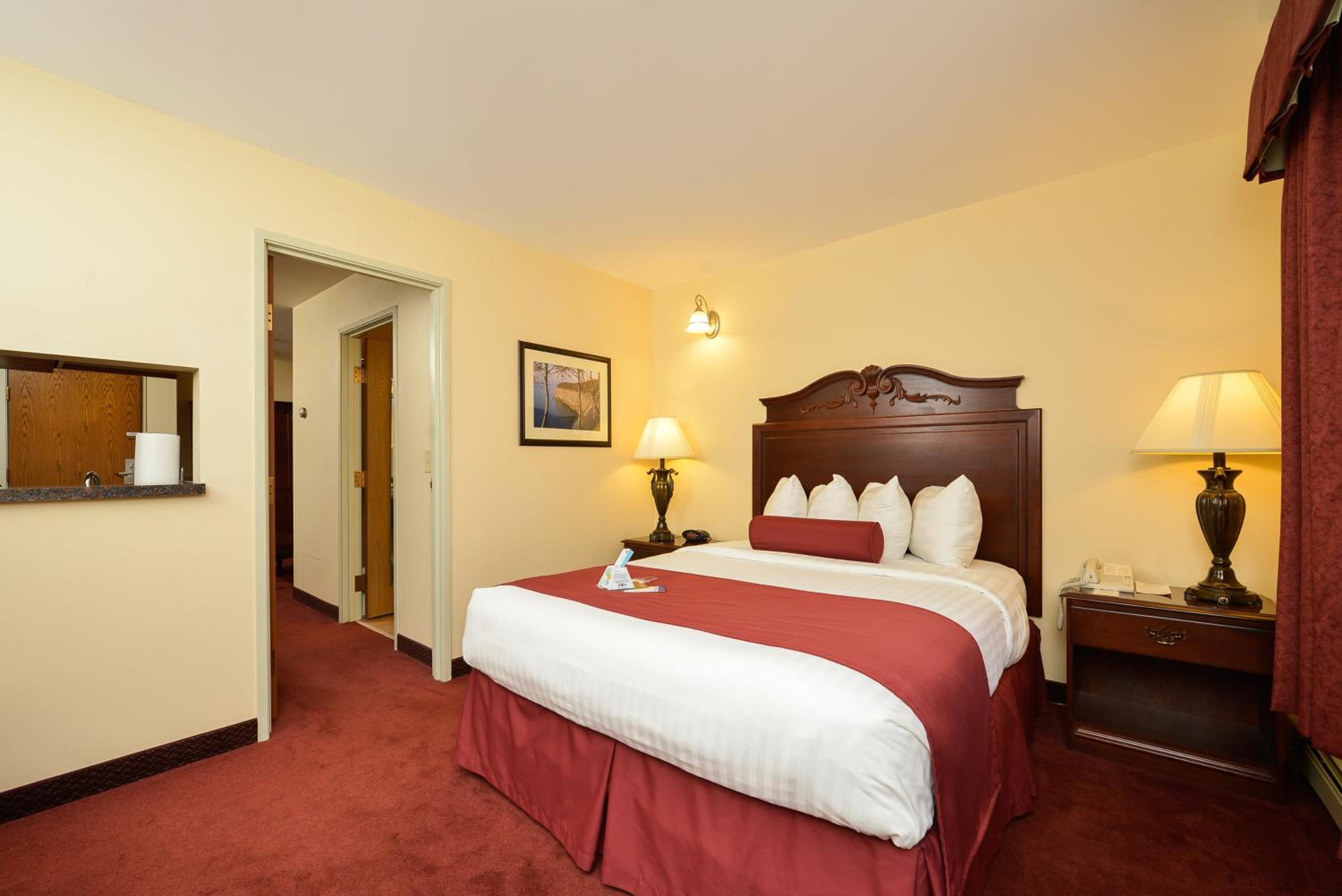 Best Western The Hotel Chequamegon — 7