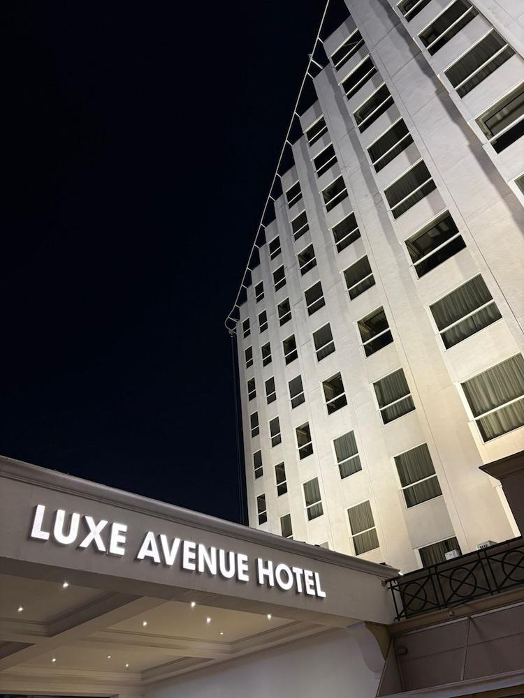 Luxe Avenue Hotel