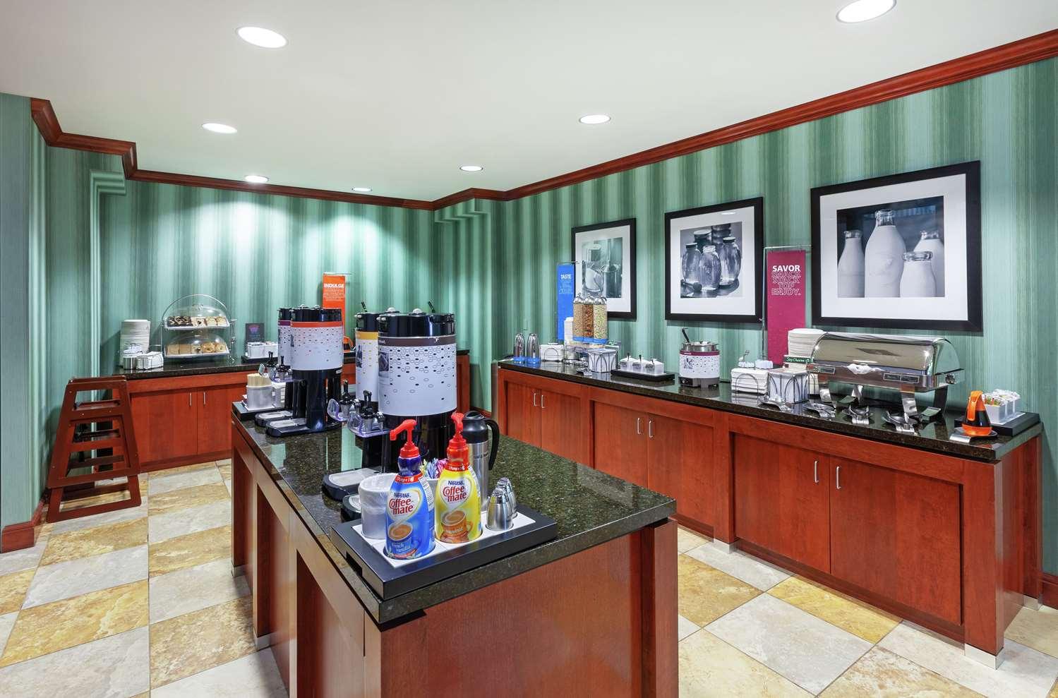 Hampton Inn & Suites El Paso West — 8
