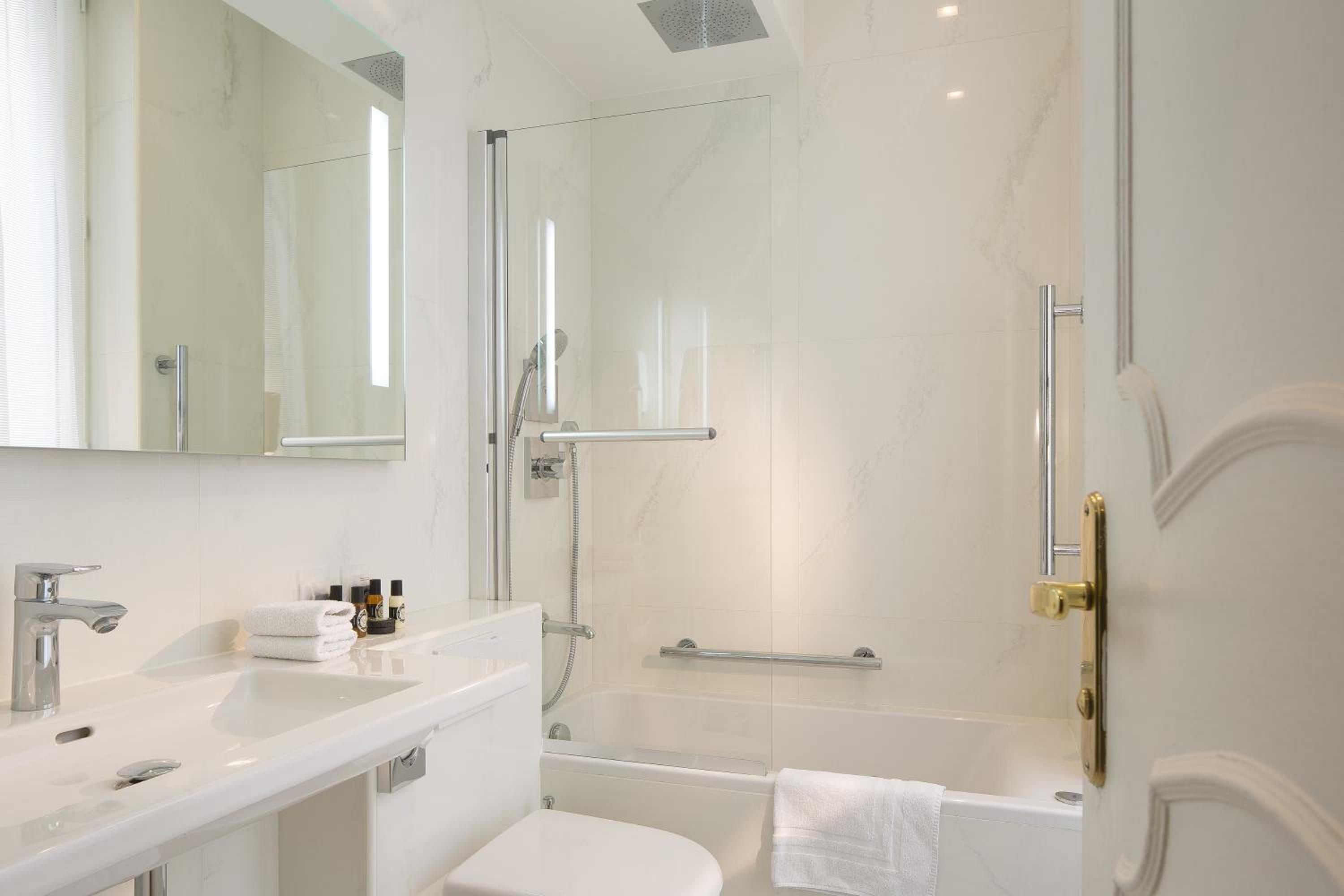 Academie Hotel Saint Germain 6904 — 5