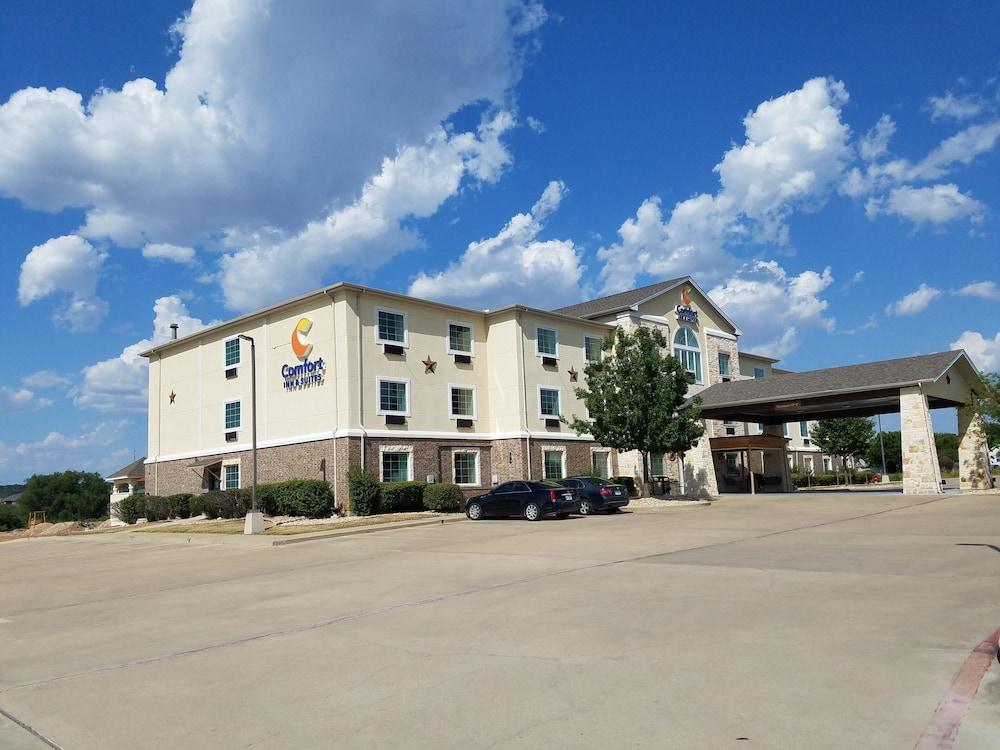 Comfort Inn & Suites Gatesville — 6
