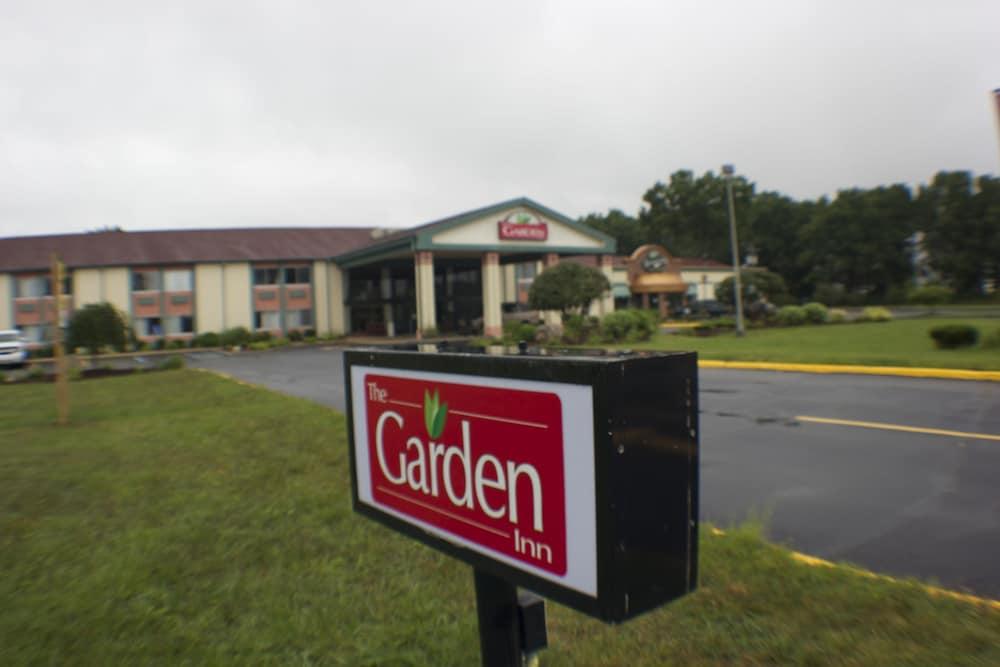 The Garden Inn — 7