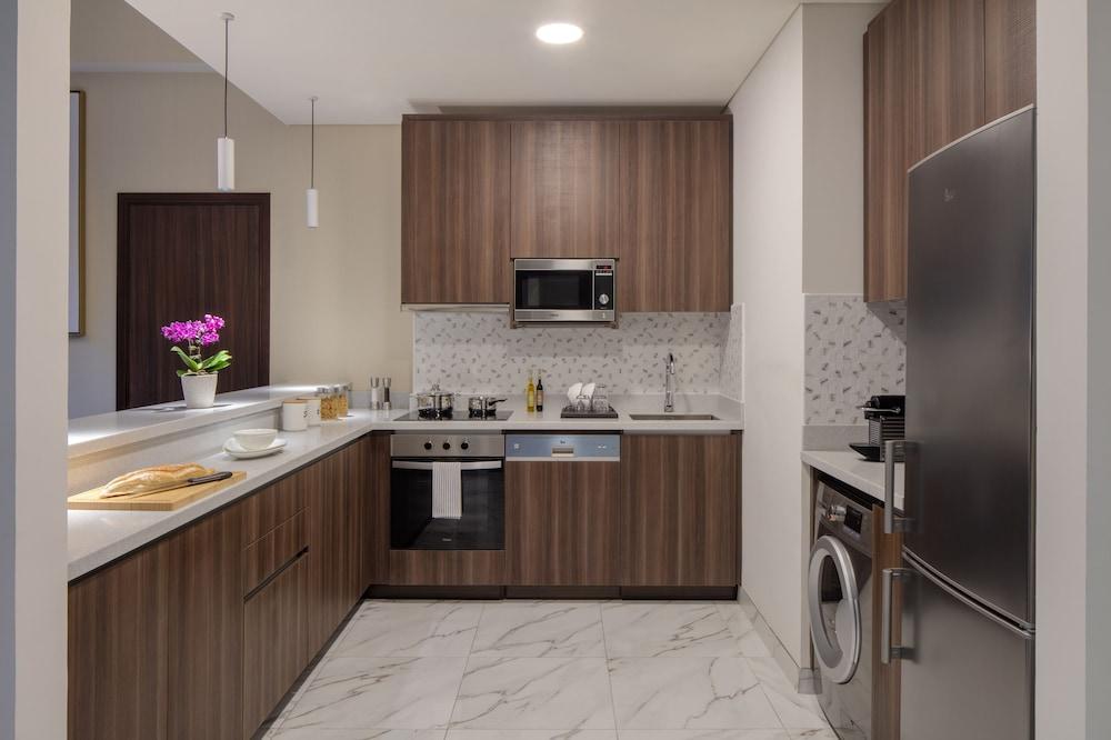 Avani+ Palm View Dubai Hotel & Suites — 7