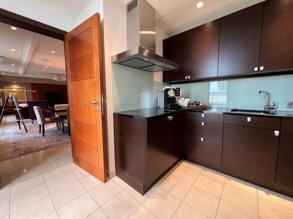 SHERATON BRATISLAVA HOTEL — 10