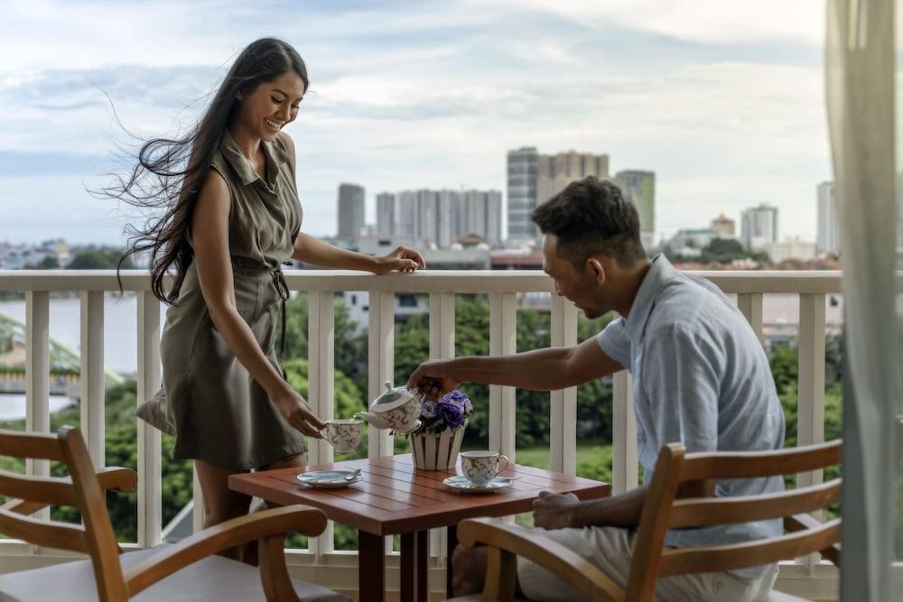 Sofitel Phnom Penh Phokeethra Hotel 145376