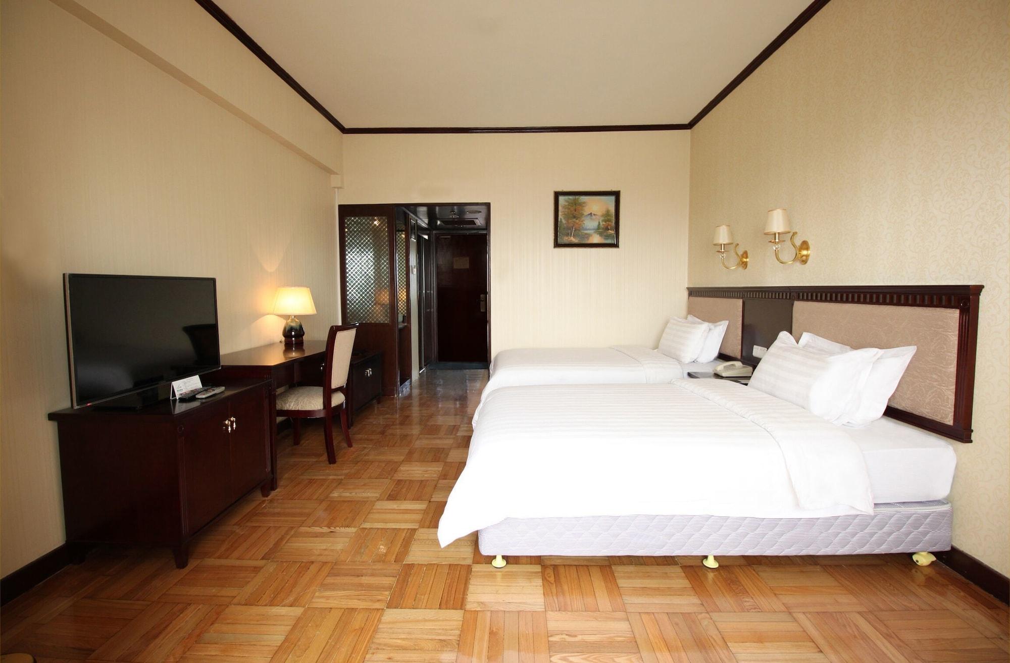 Guangzhou Hotel 3754 — 8