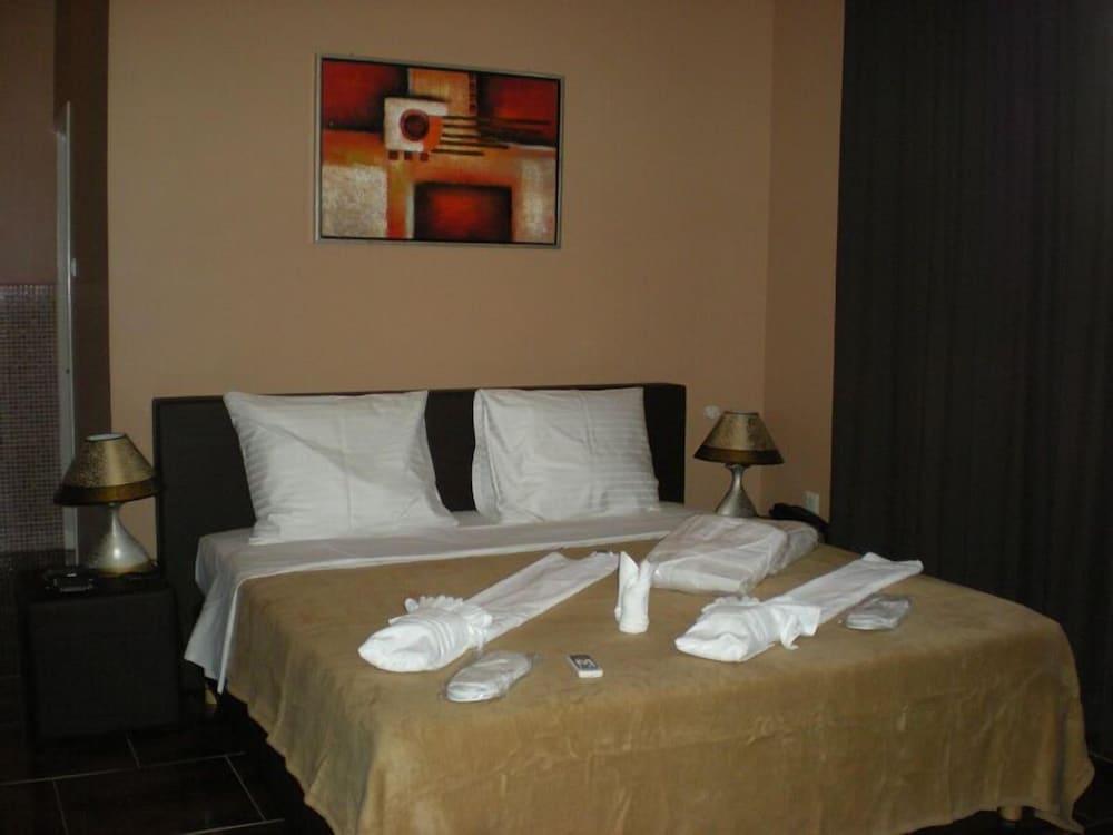 Sheva Hotel — 3