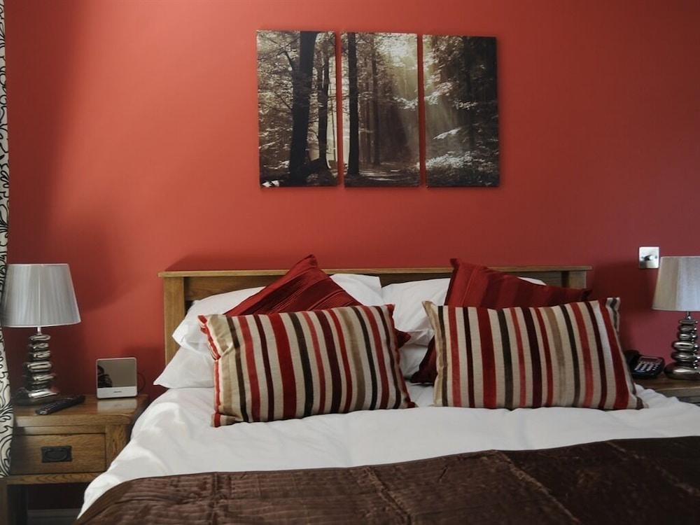 The Walnut Tree Inn — 7
