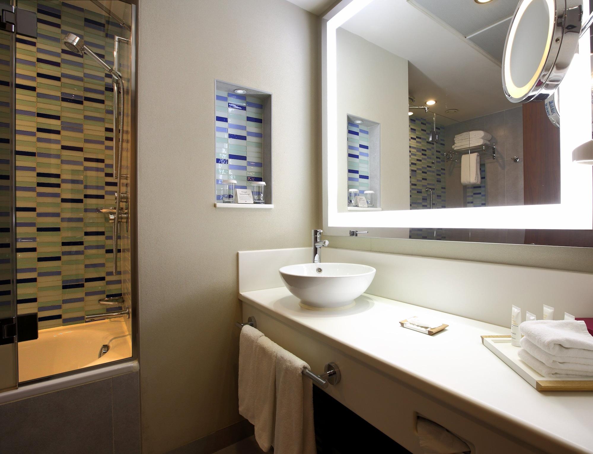 Radisson Blu Hotel and Convention Center, Riyadh Minhal — 6