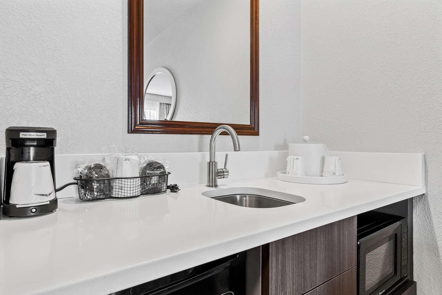 Hampton Inn & Suites Colorado Springs-Air Force Academy-I-25 North