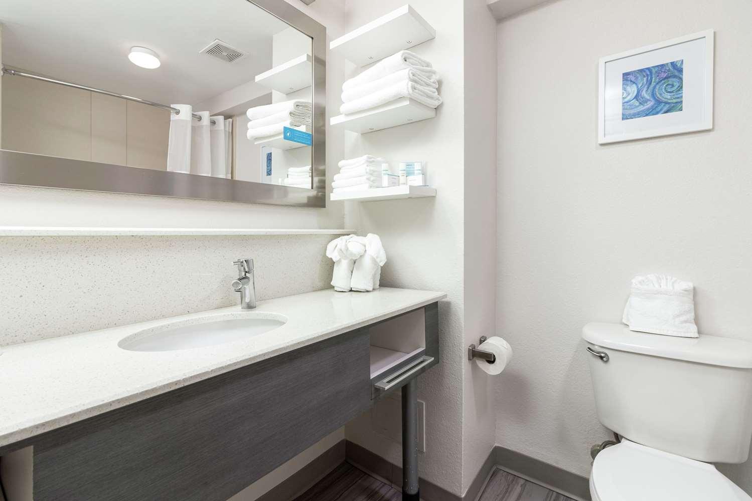 Hampton Inn Daytona Shores-Oceanfront — 2