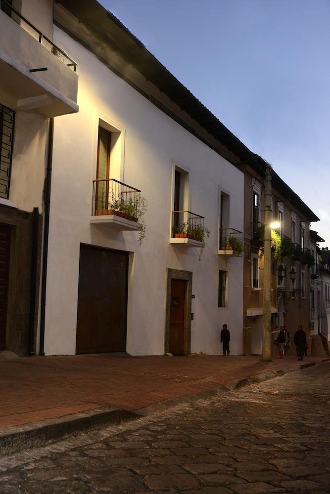 Hotel Casa Gardenia 1183708 — 3