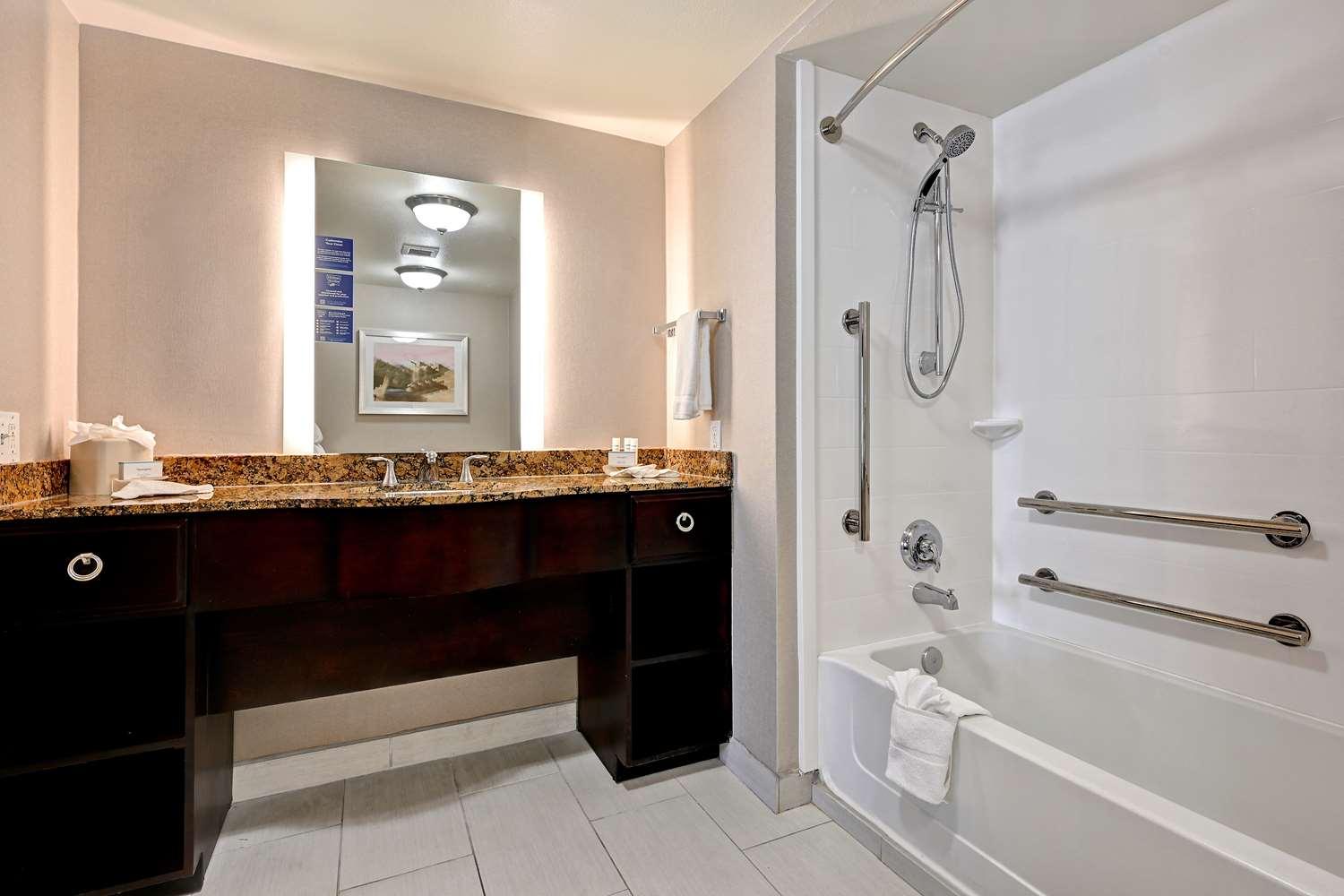 Homewood Suites by Hilton Albuquerque Airport — 3