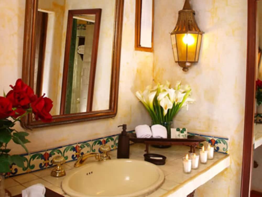 Hotel Posada del Angel 1123858 — 10