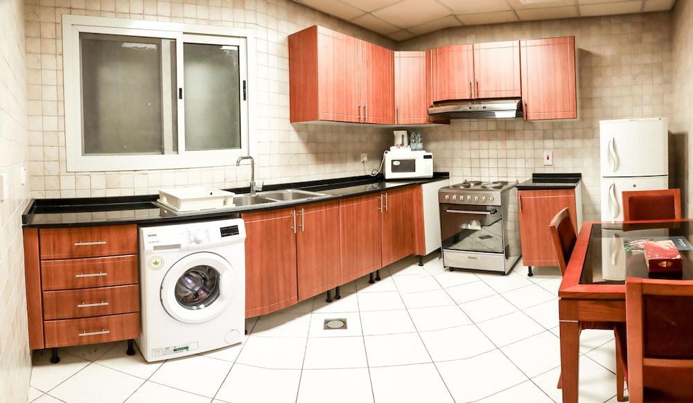 Wescott Pearl Hotel Apartments L.L.C — 7
