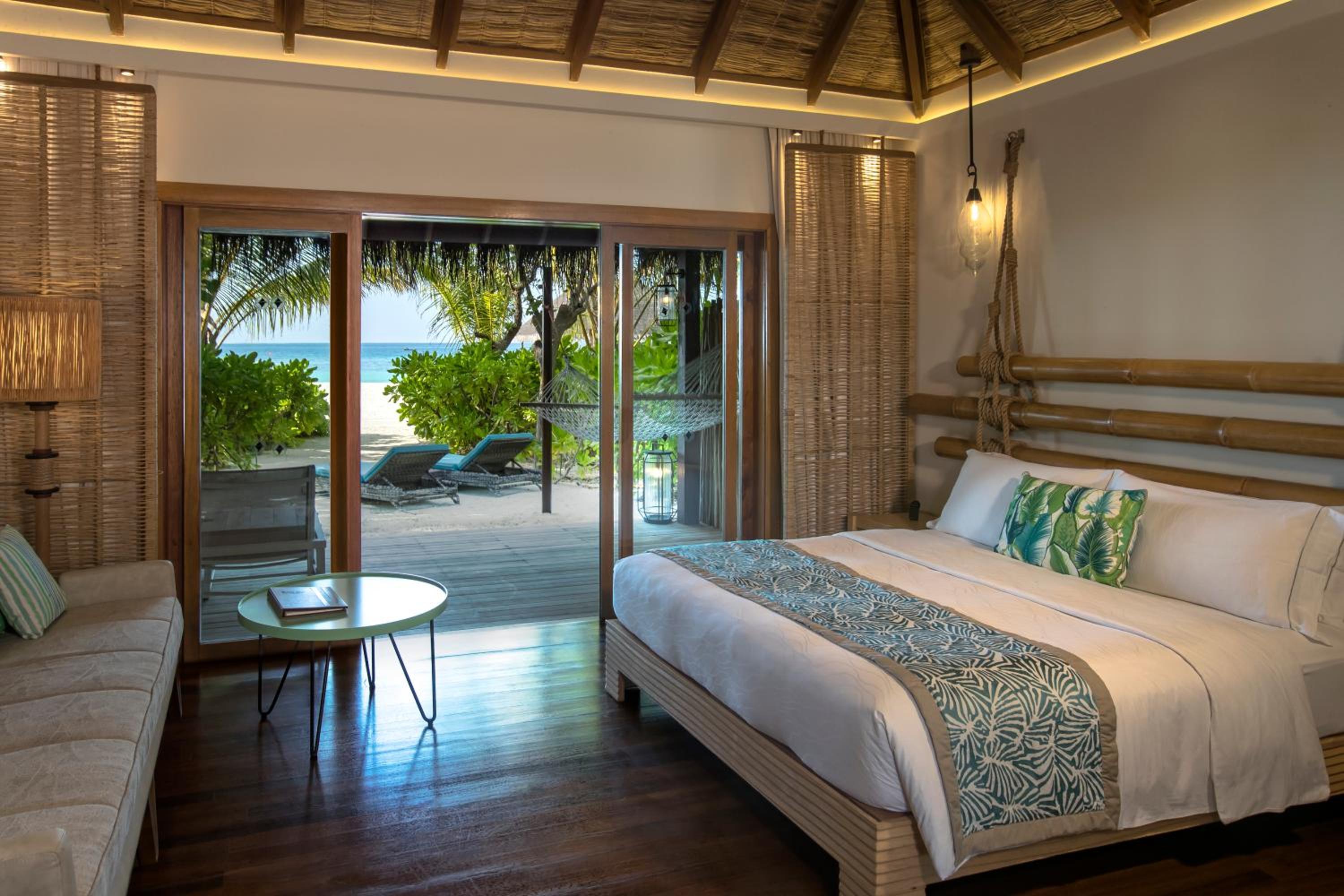 Constance Moofushi Maldives — 9