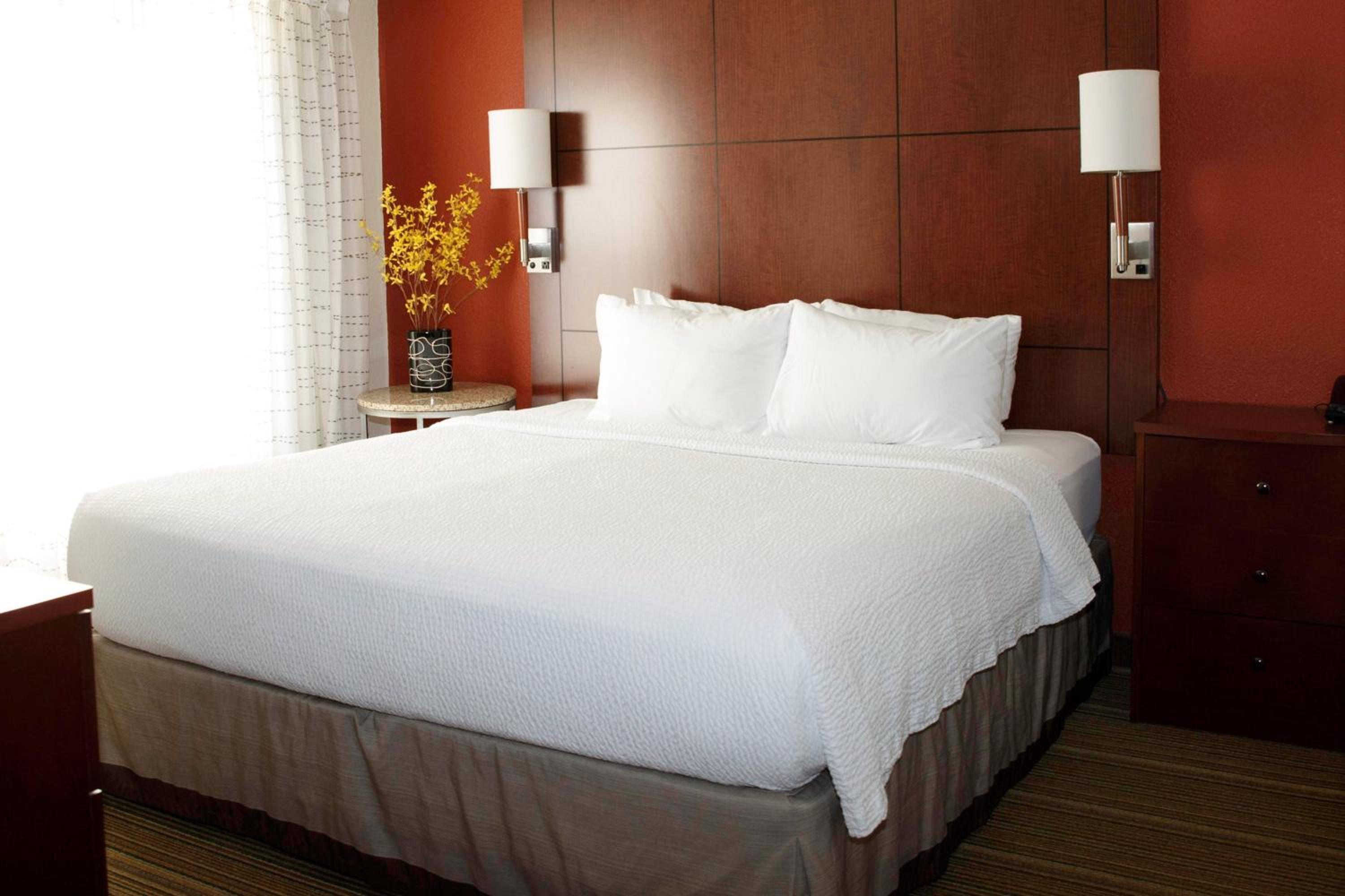 MainStay Suites Appleton Airport - Fox River Mall Area — 7